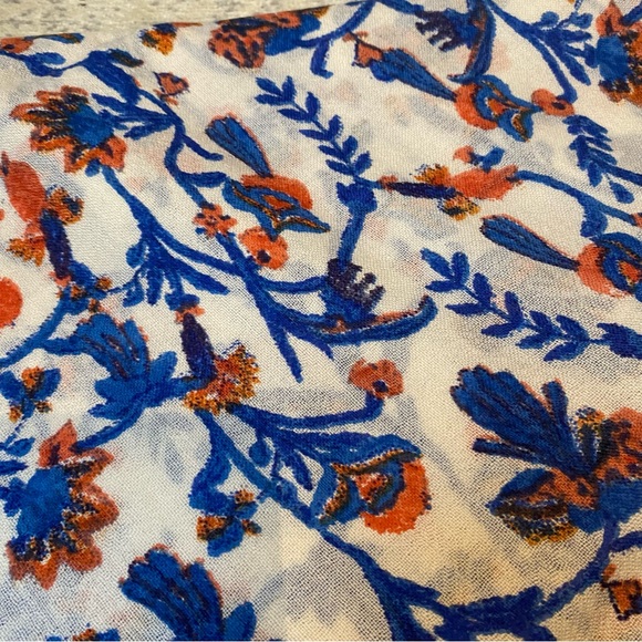 J.McLaughlin Coral Scarf - Picture 7 of 7